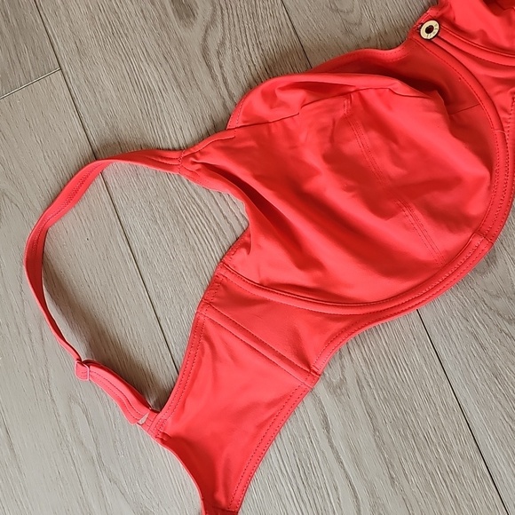 Freya Red Bikini Top, 38GG - Picture 4 of 11